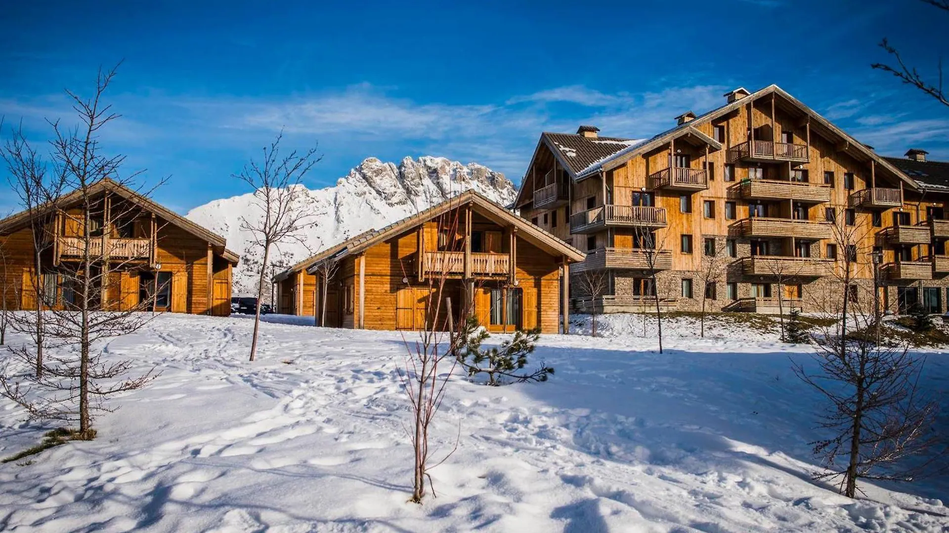 Chalet Mitoyen 3 Pieces 6 Pers. Avec Terrasse Et Piscine Chauffee - Superdevoluy - Fr-1-504-477 0*,  Франция